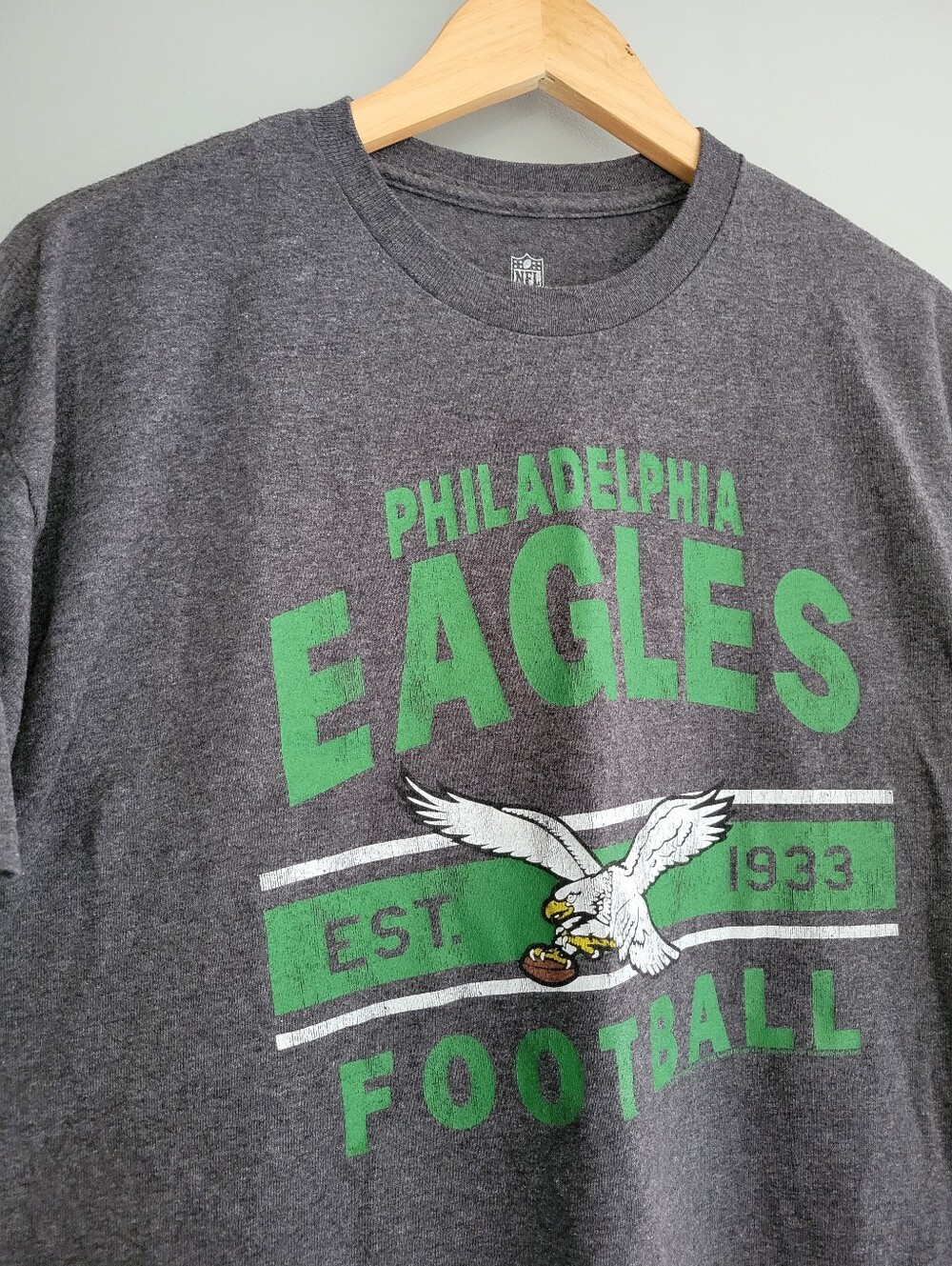 Philadelphia Eagles Size L Vintage Logo Gray Kelly Green NFL Team Apparel - Picture 2 of 4